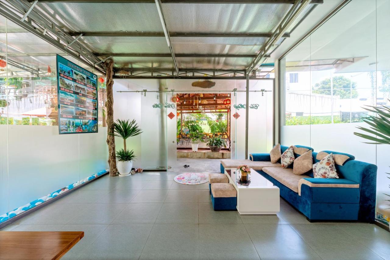 Alley Garden Homestay Хойан Экстерьер фото