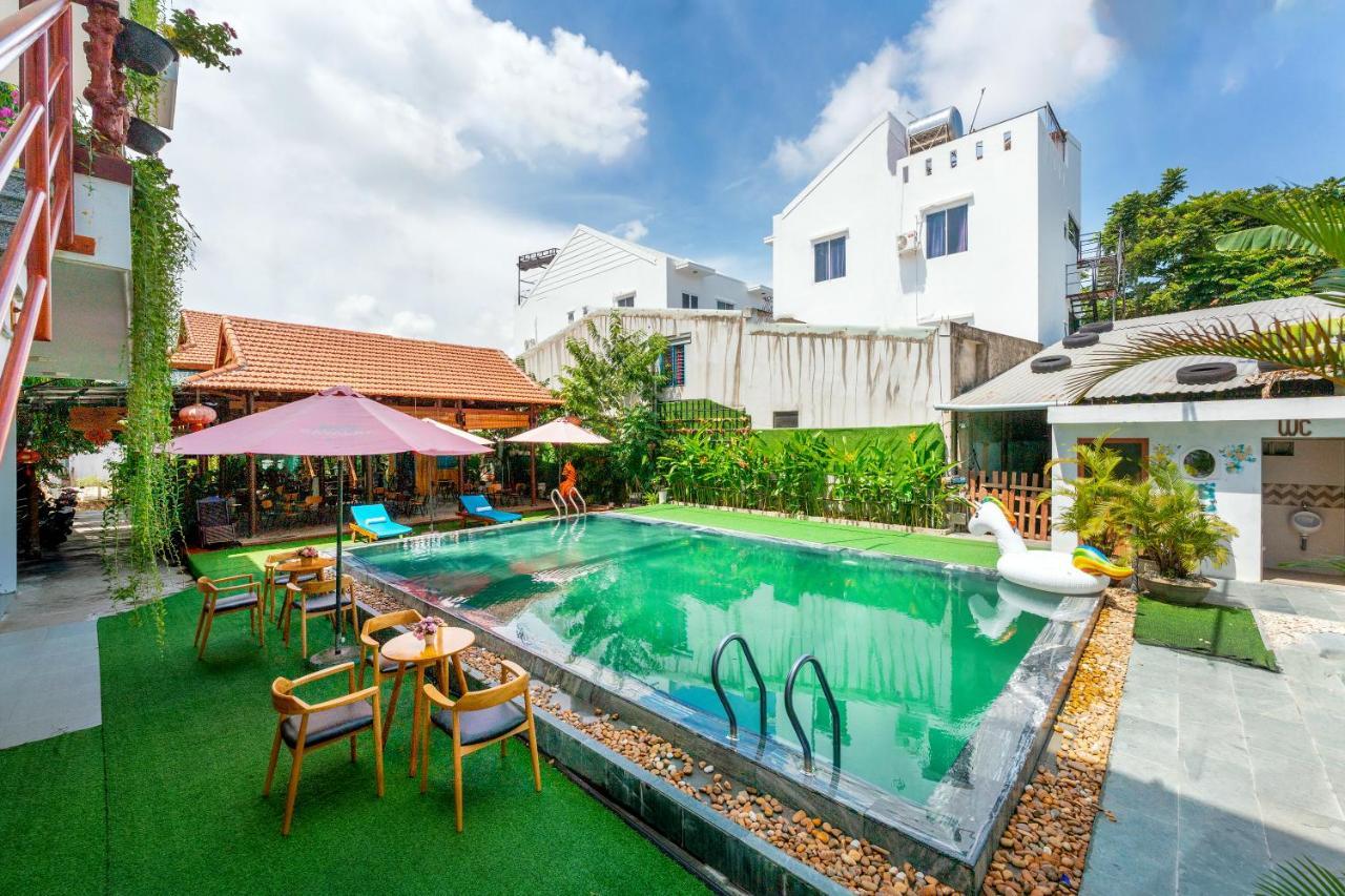 Alley Garden Homestay Хойан Экстерьер фото